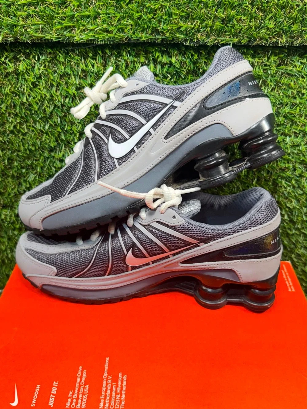 Nike Shox Turbo VII GS Cool Grey Black White 325225-011 Size 4.5Y Vintage 08